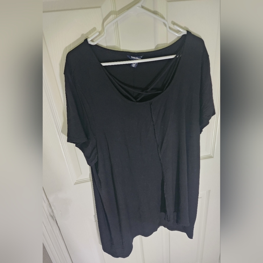 Terre Bleue Womens Short Sleeve Cut Out Front Black Stretchy Top